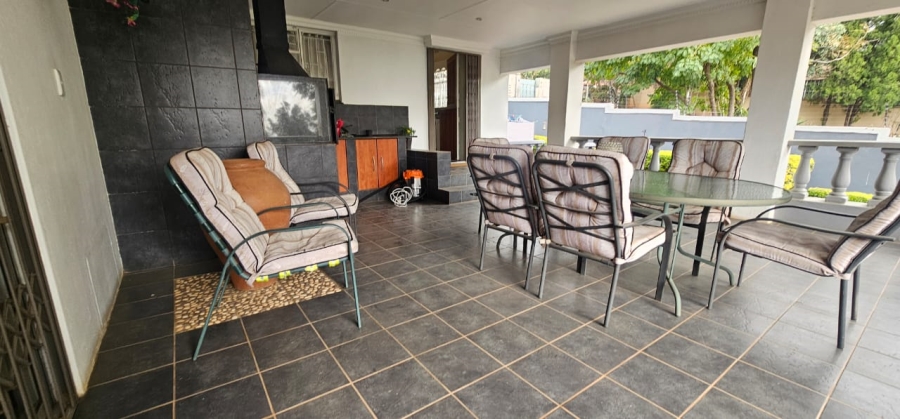 4 Bedroom Property for Sale in Protea Park North West